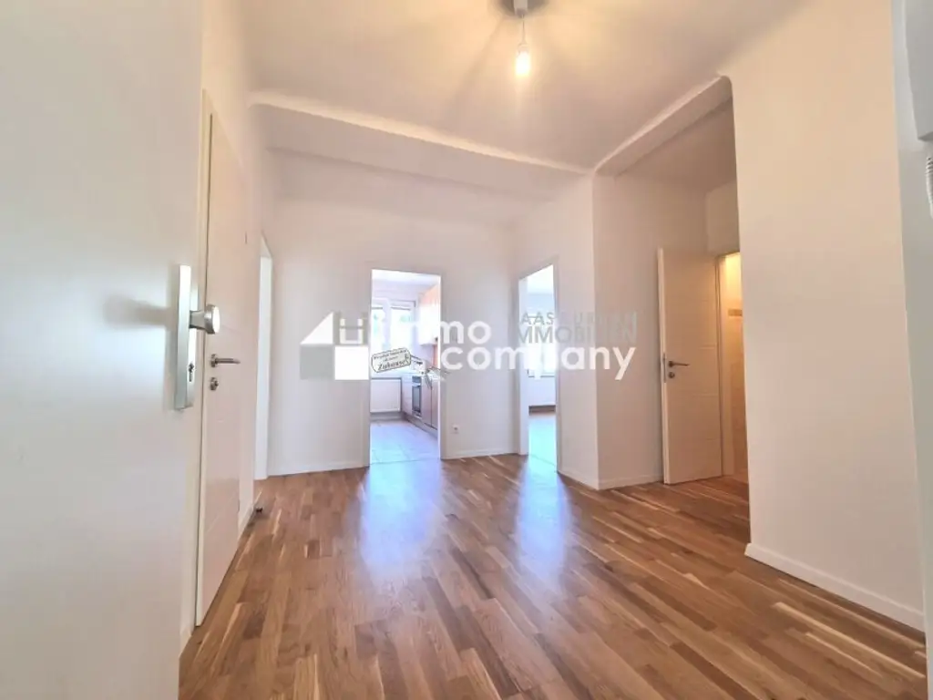 WUNDERSCHÖNE, RENOVIERTE 2-Zimmerwohnung mit PERFEKTER RAUMAUFTEILUNG