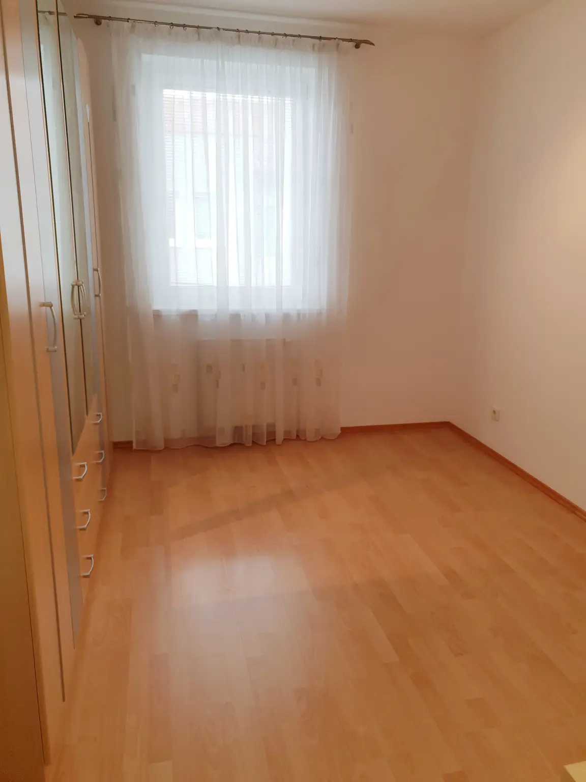 Möblierte 2 Zimmerwohnung mit Balkon zu vermieten!