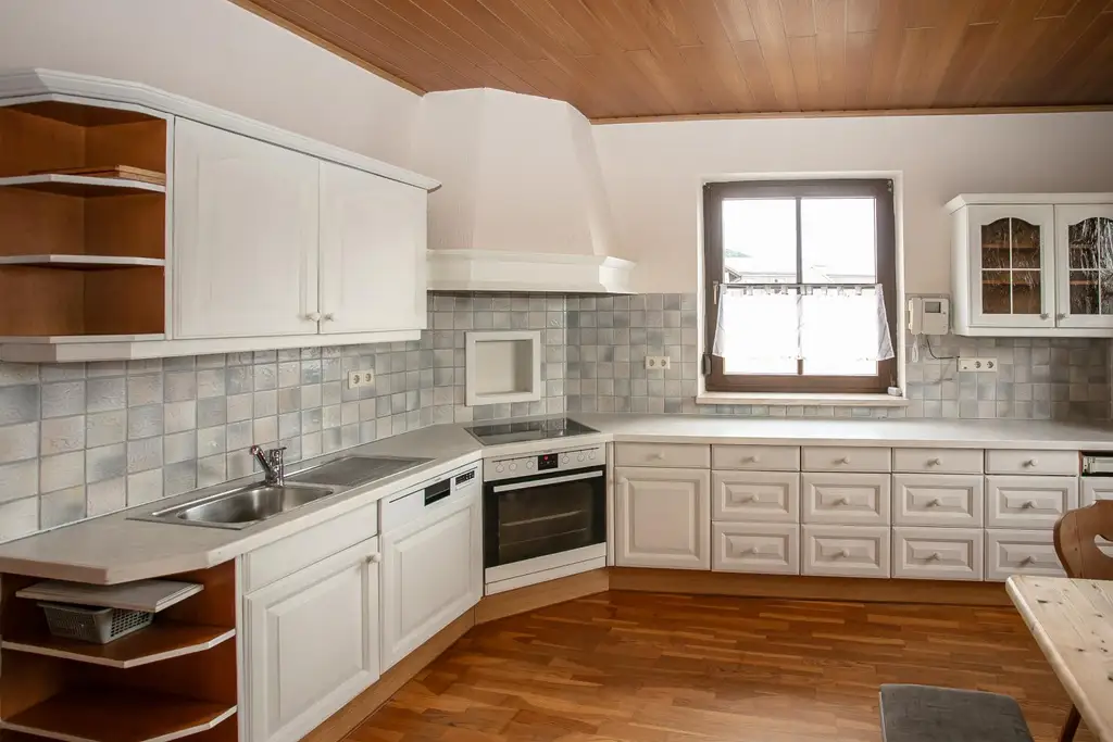 Ihr neues Zuhause mit Ausblick – Viel Platz, gepflegter Zustand