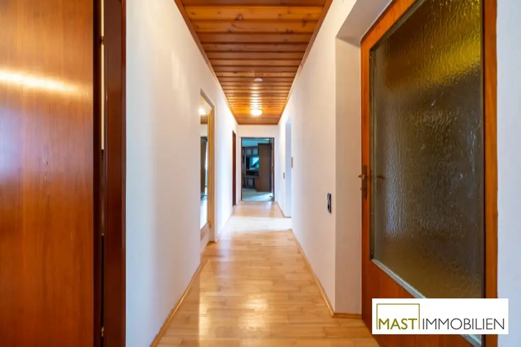 Charmant möblierte 3 Zimmer Wohnung mit Gartenbenutzung in idyllischer Lage von Gurnitz