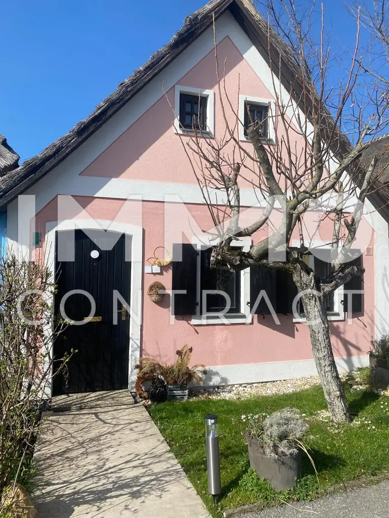 Exklusives Seehaus in Traumlage mit direktem Seezugang