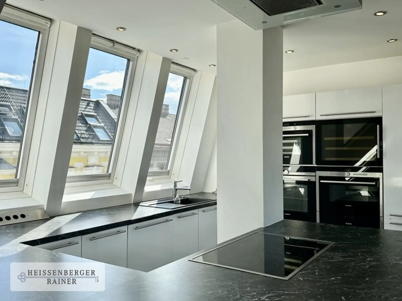 PENTHOUSE MIT TRAUMHAFTEN TERRASSEN /// TOLLER GRUNDRISS /// ALSER STRASSE, ELTERLEINPLATZ