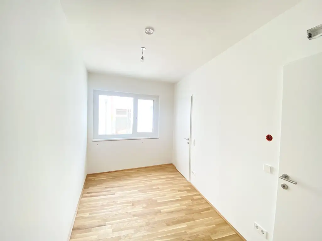 U3  ERSTBEZUG Top Anlage Dachwohnung 2 Zimmer + Terrasse =DAS LAURENZ= 1 bedroom apartment+terrace