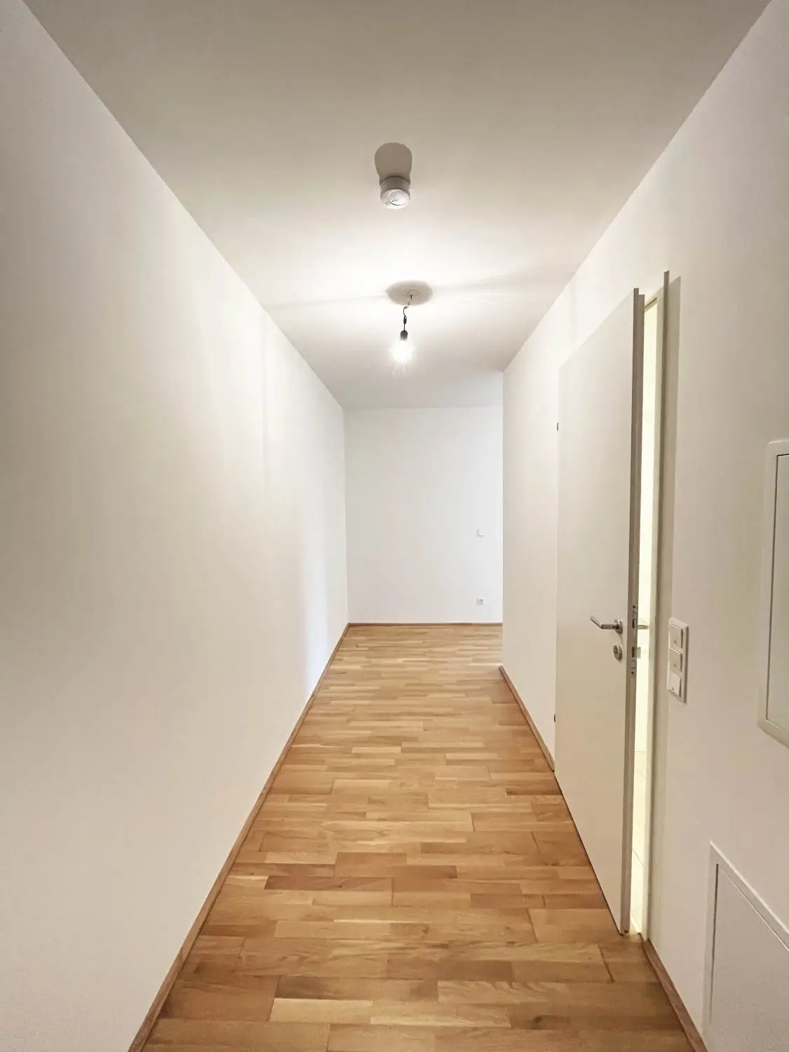 Q11 Leben in Simmering - 
Lichtdurchflutete Balkonwohnung mit 2 Zimmern und Deckenkühlung!