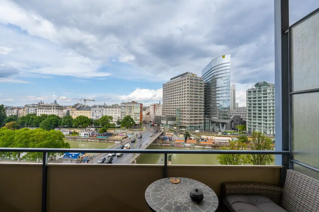 Stilvolles City Living mit Jacuzzi, 2 Balkonen und Weitblick!