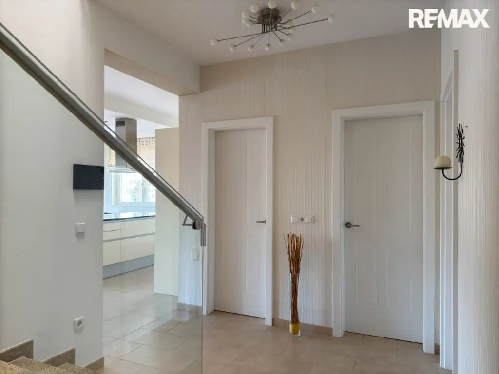 Wohnen am Wasser - ca. 189 m² Wohnfläche & direkter Seezugang auf Pachtgrund!