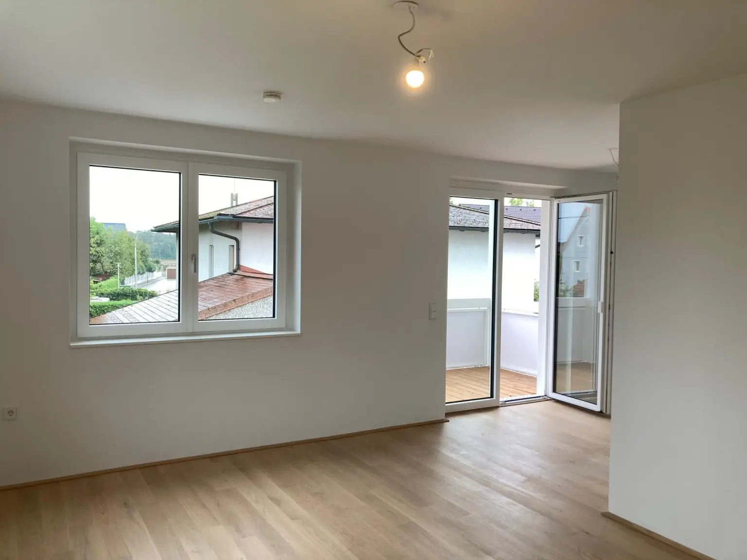 bezugsfertige Wohnung - Blick ins Grün