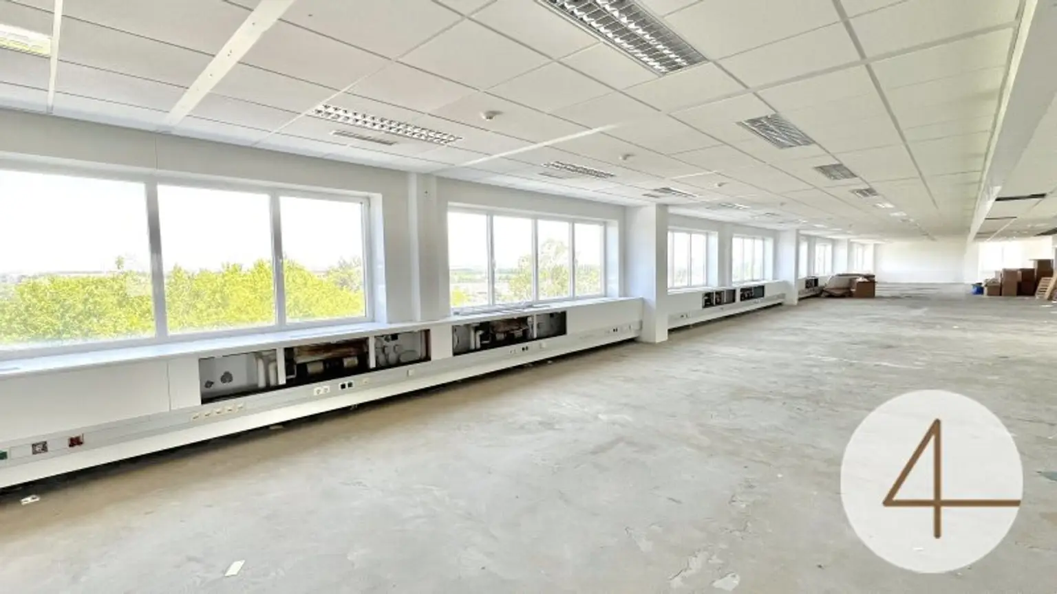 Ab 12€/m2 Büroflächen bis 2.200m2 - individuell Flächengrößen verfügbar -  Parkplätze - gute Verkehrsanbindung