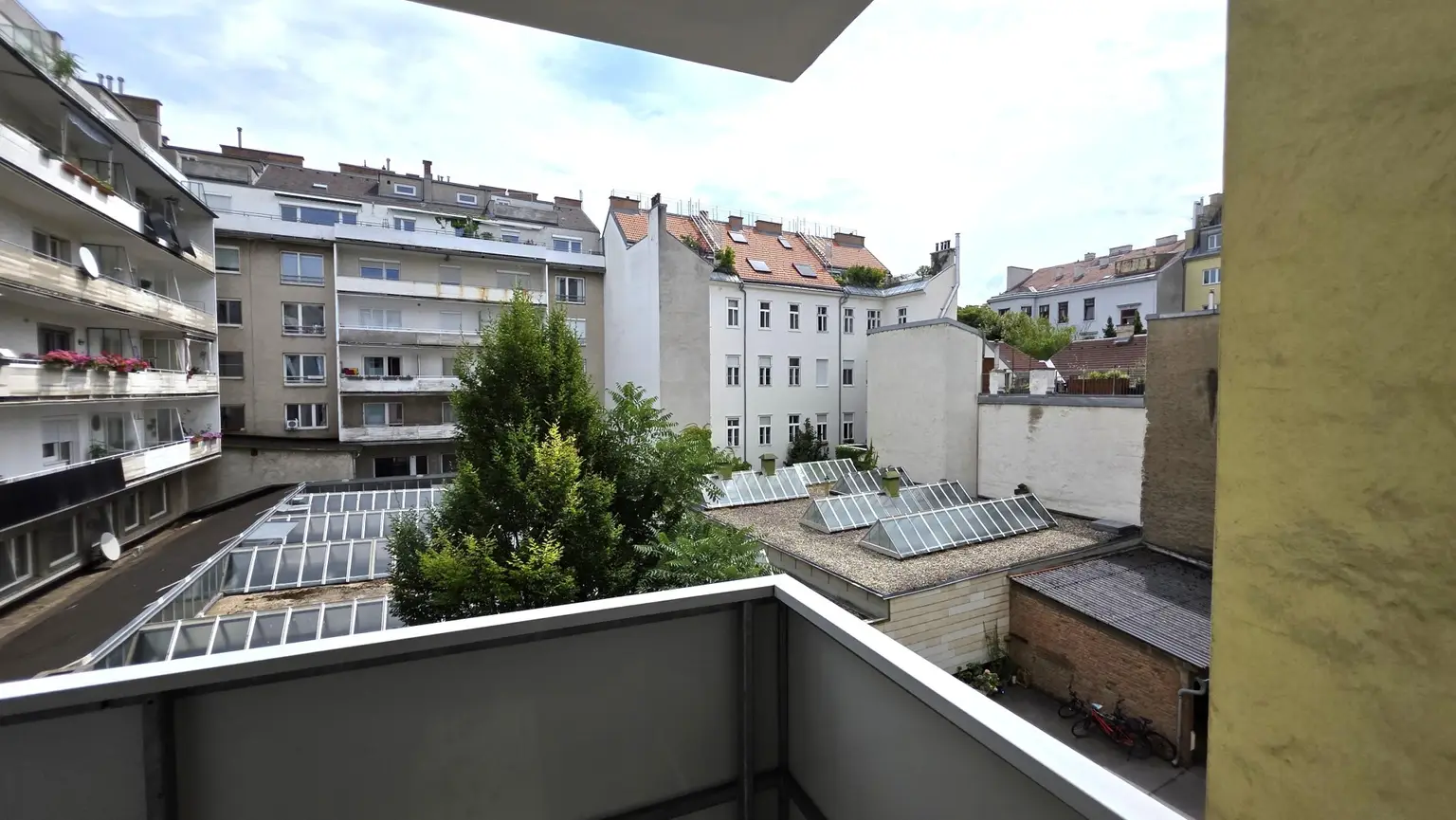 Breitenfelder Gasse: 3-Zimmer Neubauwohnung mit 7m² Balkon und 2 WCs