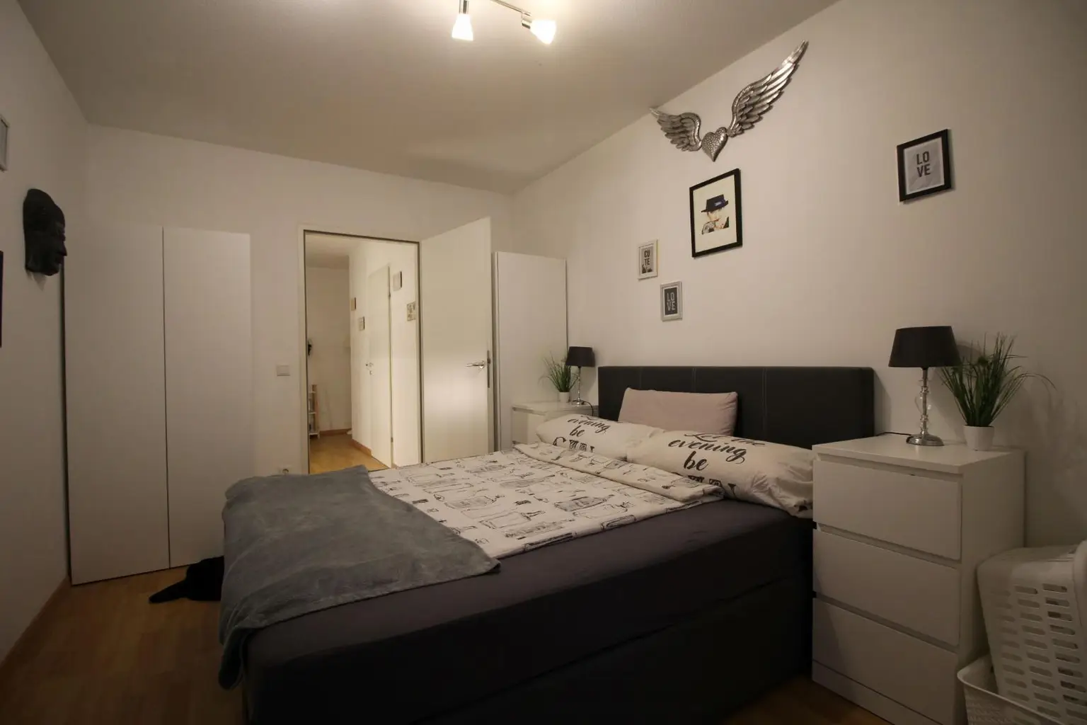 Schicke Gartenmaisonette mit Loggien, Balkon und Garage