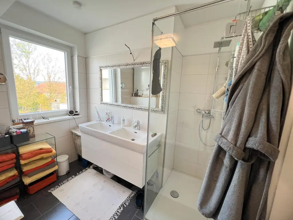 OPEN HOUSE! Moderner Penthousetraum mit Einliegerwohnung, XXL-Panoramaterrasse mit Traunsteinblick, Sauna & 3 TG-Plätze in 1A Lage Tegetthoffstraße