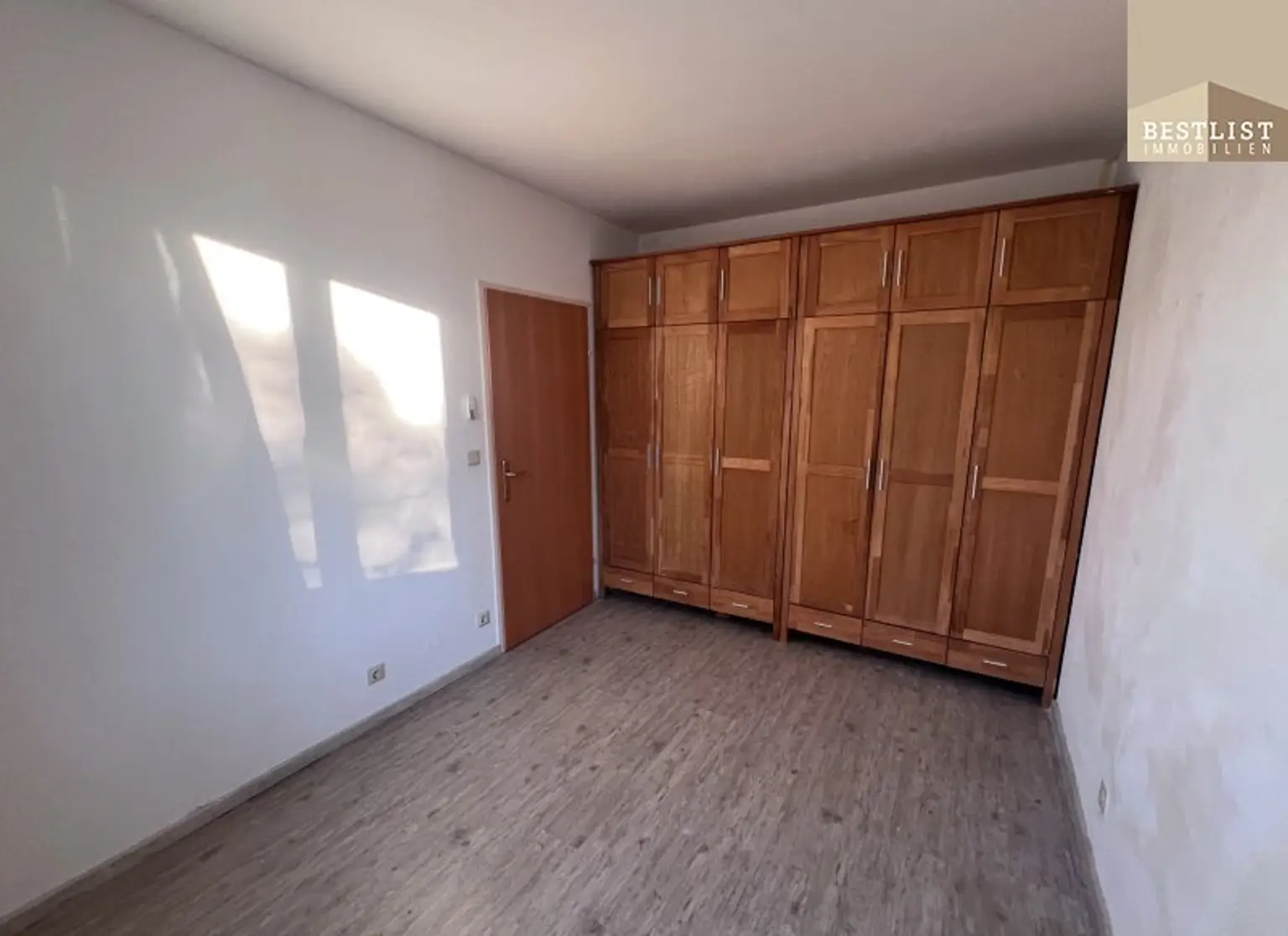 Smart wohnen in Tribuswinkel – Terrasse, Tiefgarage, Abstellplatz und Top-Infrastruktur