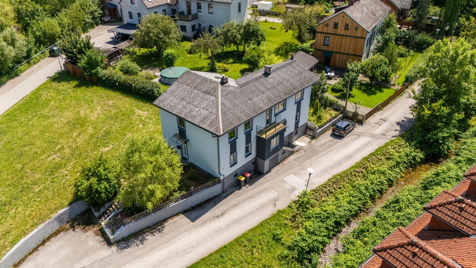 "Ein-/Zweifamilienhaus in ruhiger Lage – mit Sauna & Kachelofen!"