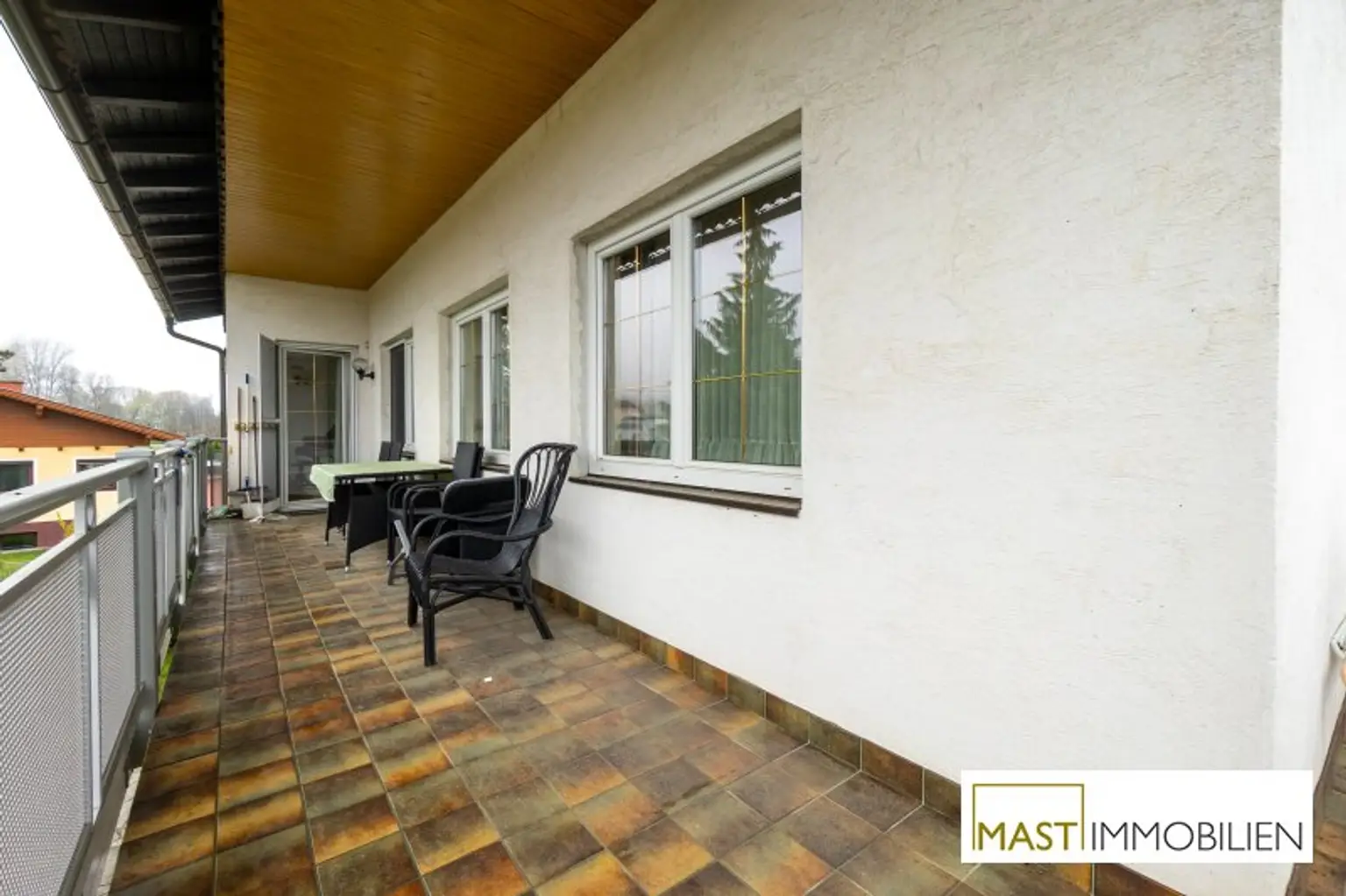 Charmant möblierte 3 Zimmer Wohnung mit Gartenbenutzung in idyllischer Lage von Gurnitz