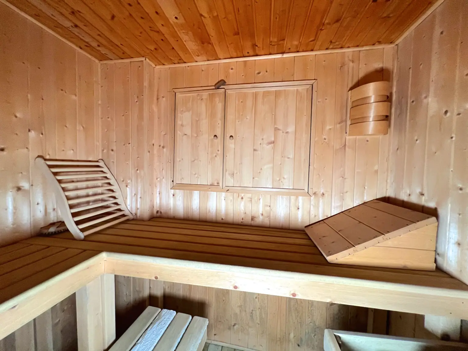 Alleinlage - Naturnahe Ruheoase, liebevolles Waldhaus aus Holz