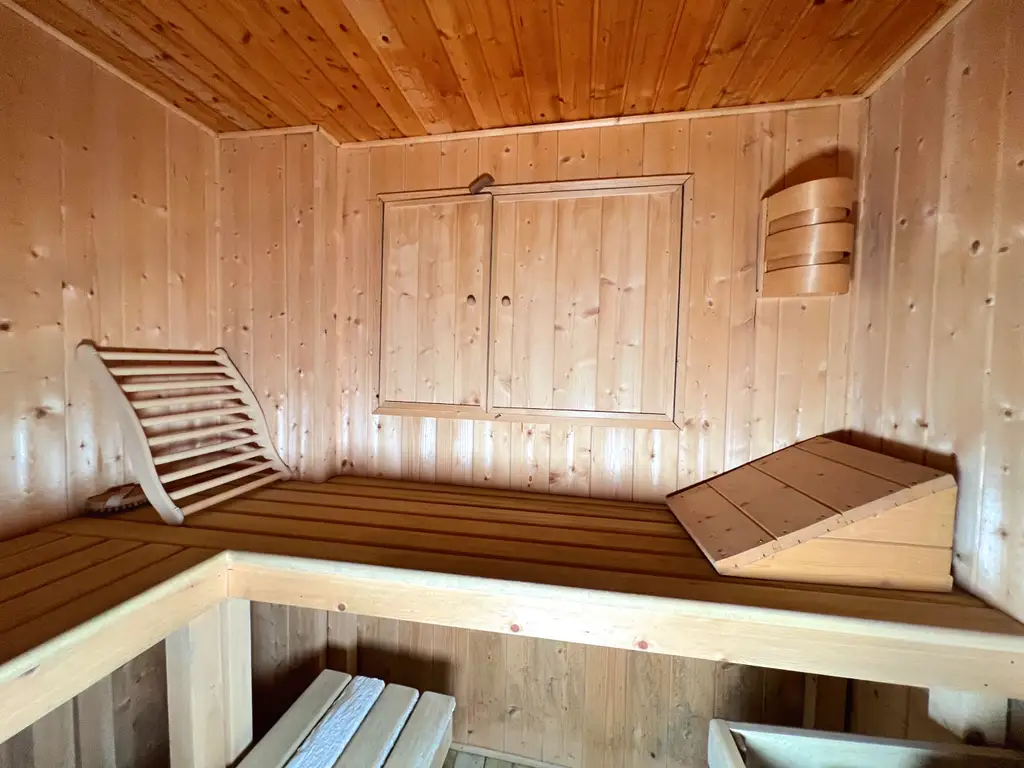 Alleinlage - Naturnahe Ruheoase, liebevolles Waldhaus aus Holz