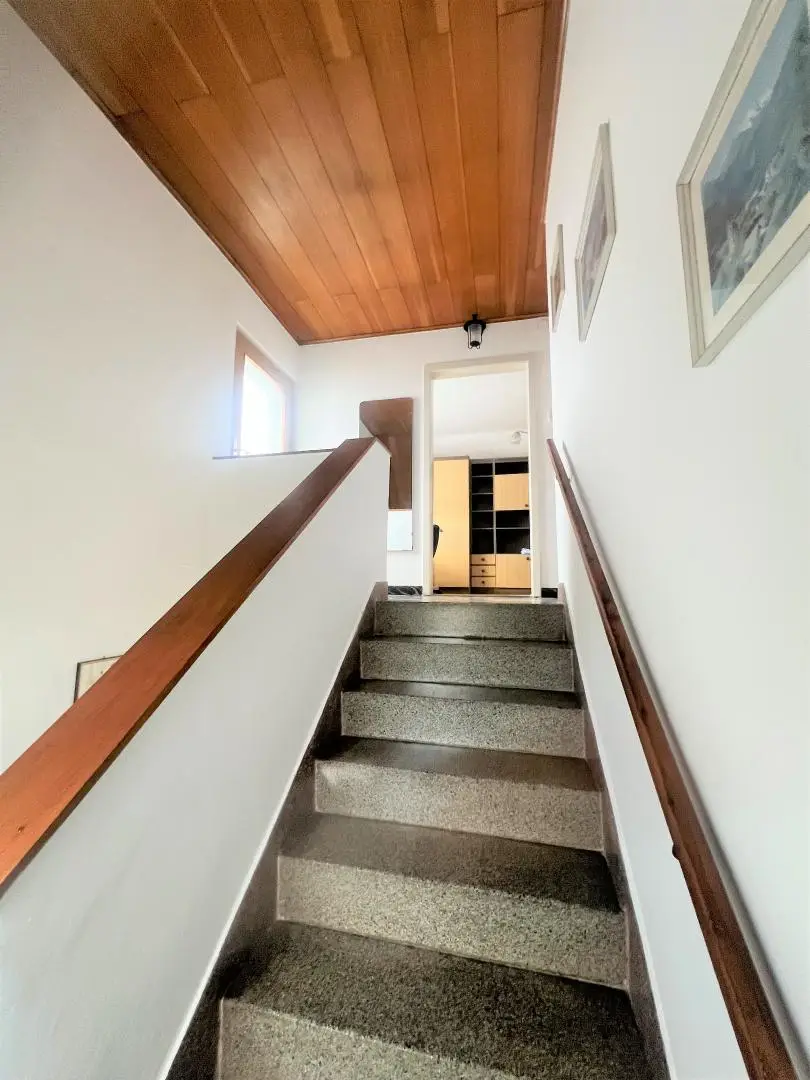 SEHR GEPFLEGTES HAUS IN SCHÖNER LAGE