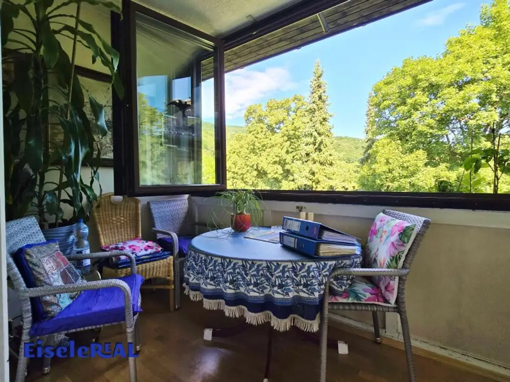 3 Zimmer – Loggia - Garage - Renovierungsbedarf
