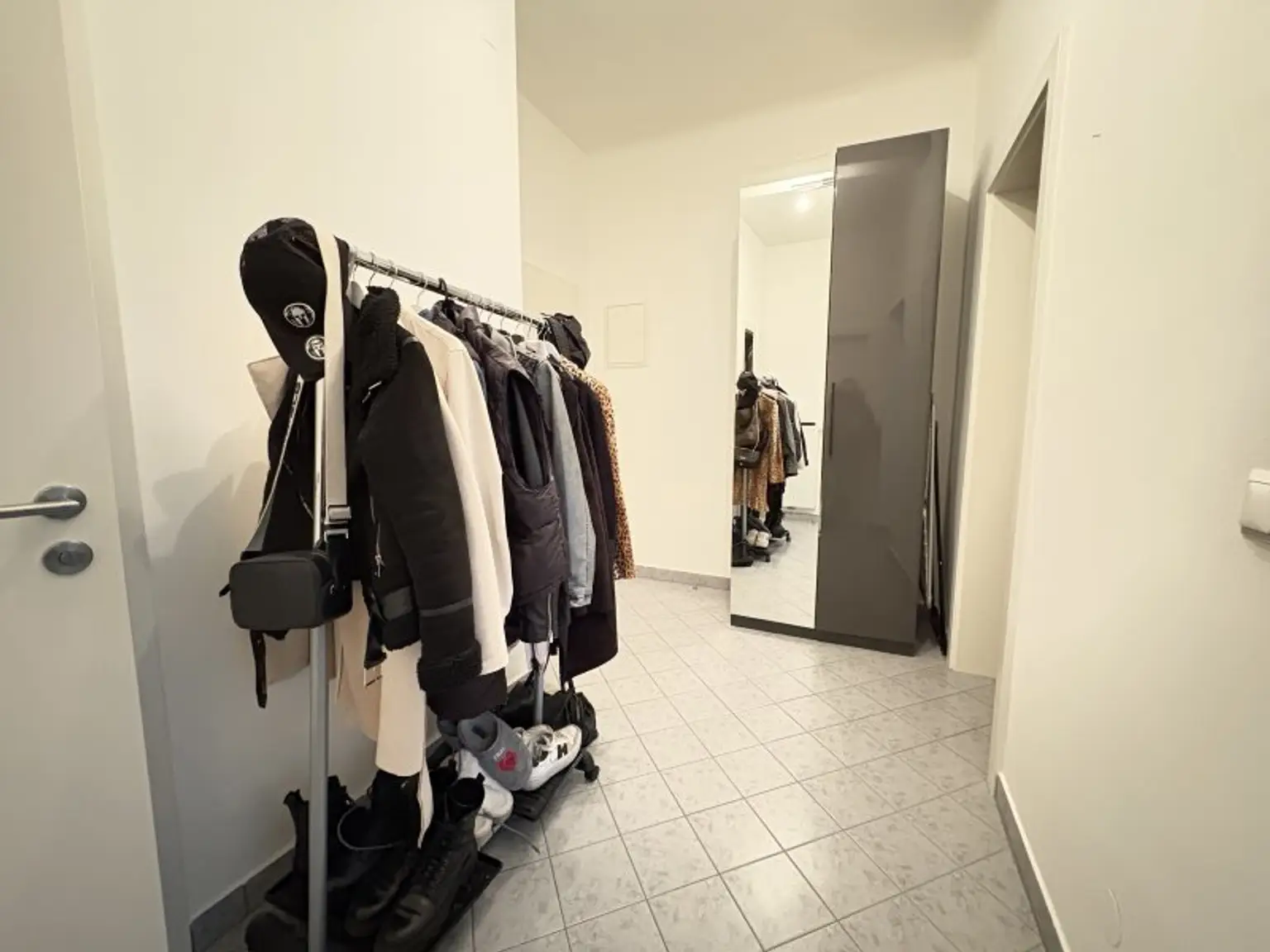 Top sanierte 2 Zimmer- Altbauwohnung!  Zentrumsnah!