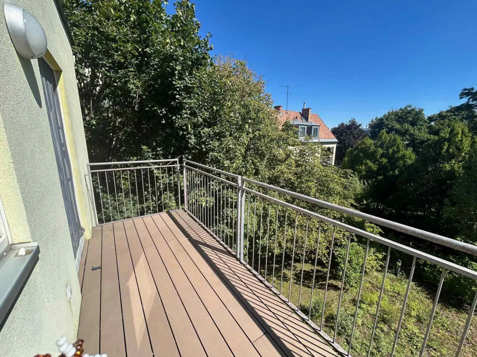 Schöne 1-Zimmer-Wohnung mit Balkon im 13. Bezirk!