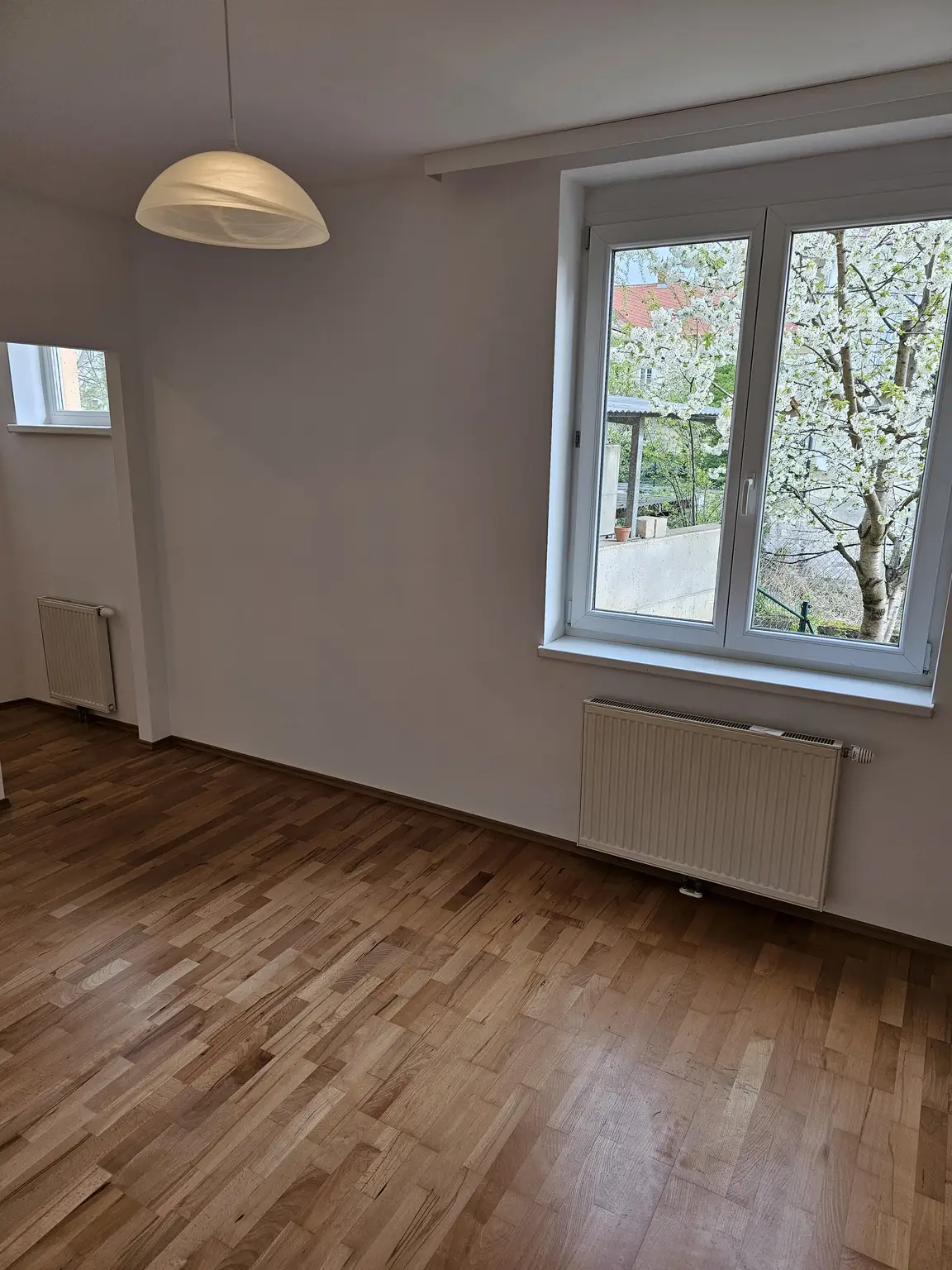 3 Zimmer / GARTEN / TIEFGARAGE / ZENTRUMSNAH