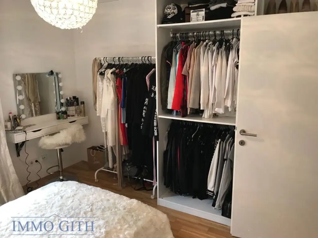 MODERNE & HELLE CA. 45 m² GROSSE 2-ZIMMER-WOHNUNG MIT LIFT, KELLERABTEIL IN DER RÖMERGASSE (1160 WIEN) ZU MIETEN!