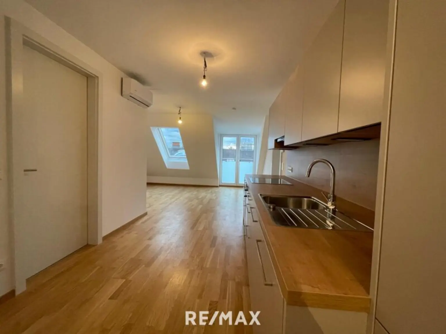 Blick Richtung Wohnbereich