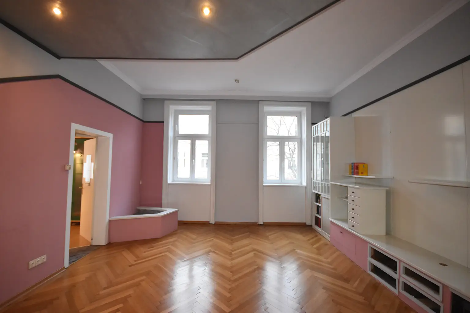 " ROCHUSMARKT - Geräumige 3 Zimmer Altbau Wohnung im 3. Bezirk"