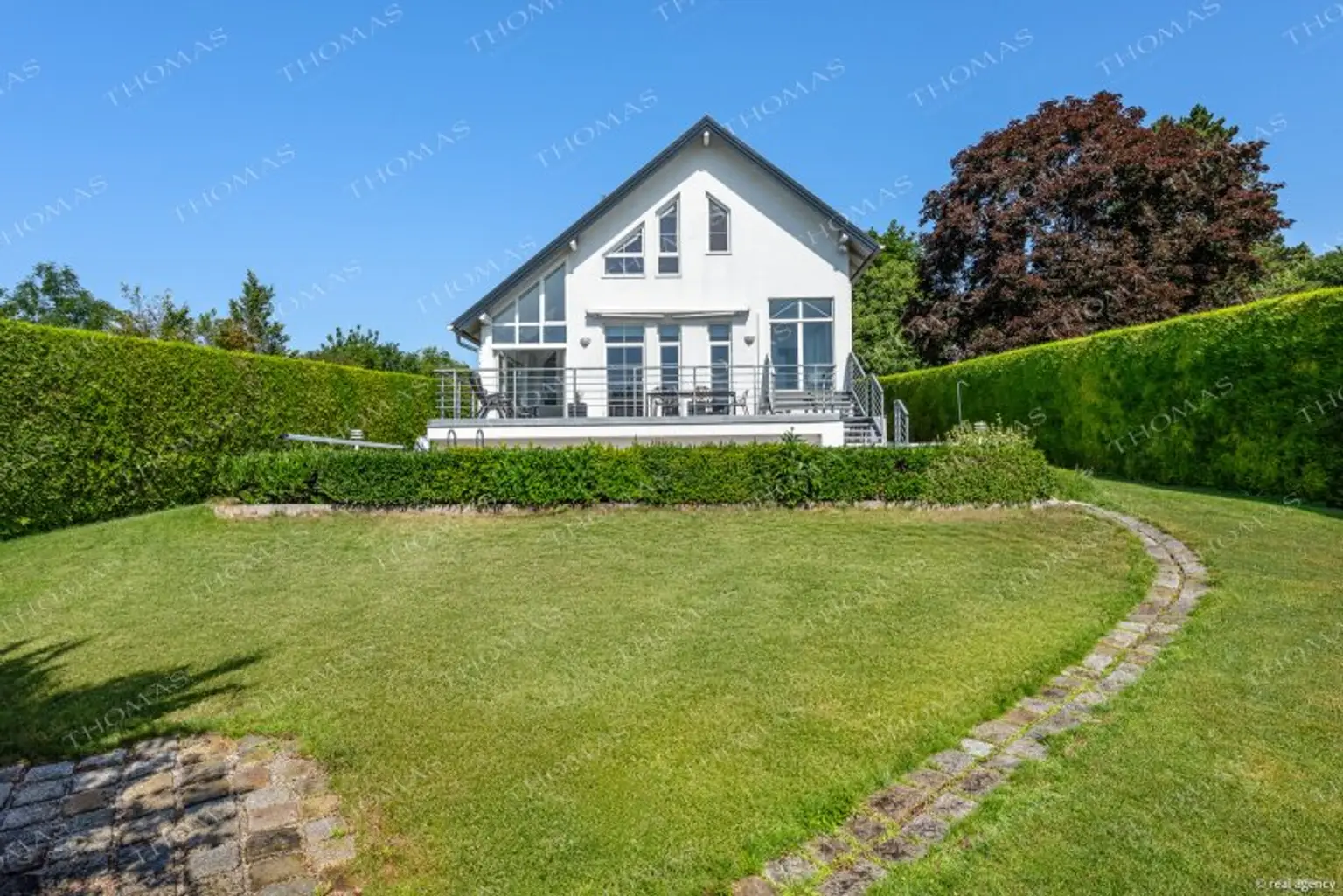 Exklusives Einfamilienhaus mit Weitblick über Wien in Hagenbrunn !