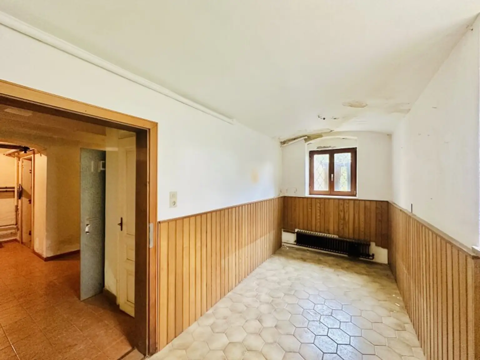 Sanierungsbedürftige Altbauvilla