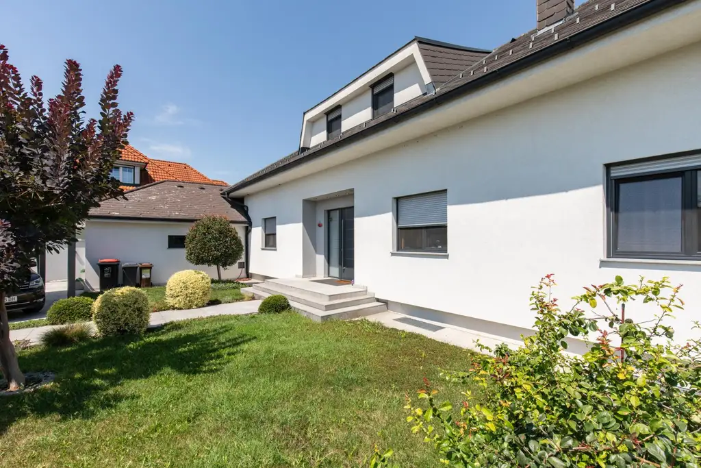 Parndorf: Einfamilienhaus mit Pool und Wohlfühlgarantie zu kaufen!