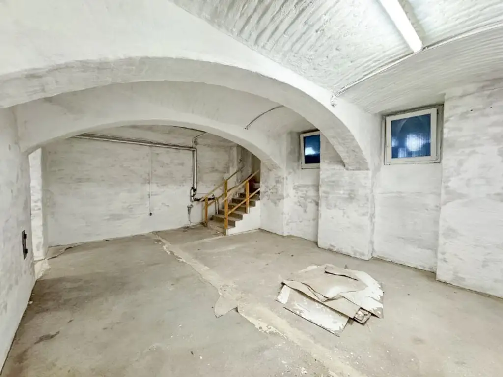 PROVISIONSFREI! Hannovermarkt, Wallensteinstraße Lager / Magazin mit 46,51 m2 Nutzfläche und Strassenzugang zu vermieten!