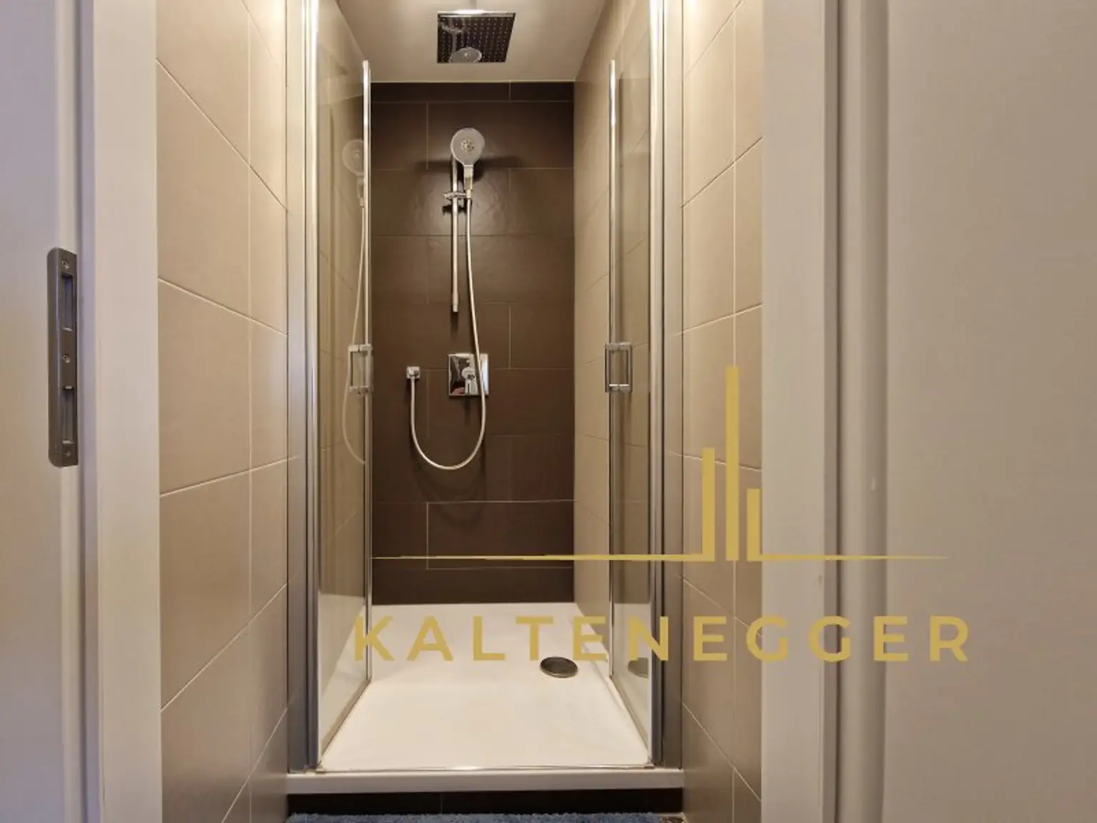 EG: Bad ca. 1,62 m²