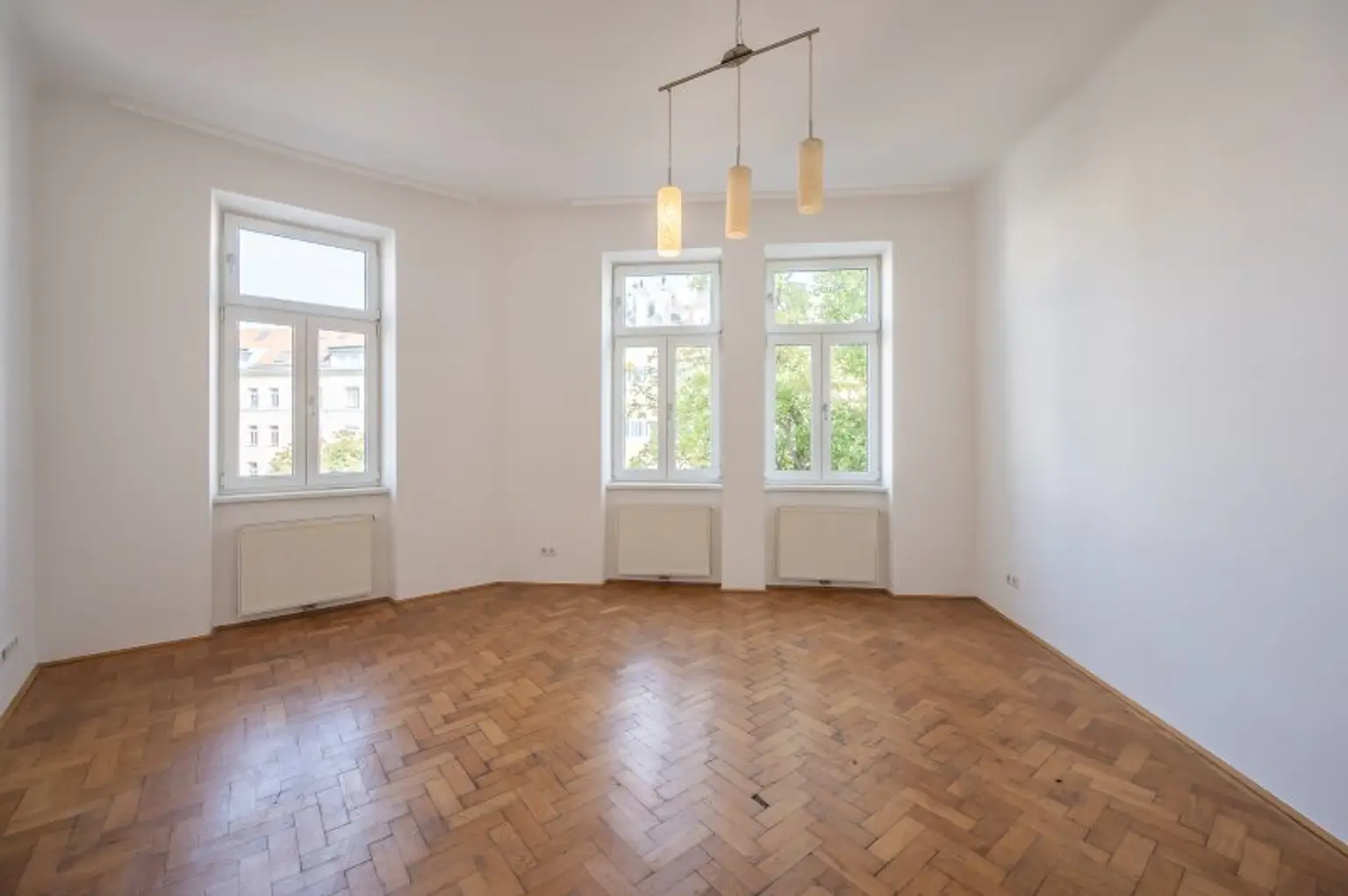 ++NEU++ Bezugsfertig: gepflegte 2-Zimmer Altbauwohnung in toller Lage!
