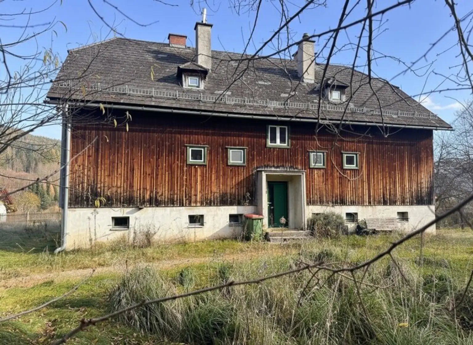 MEHRPARTEIENHAUS IN NEUBERG - BAURECHTSANGEBOT