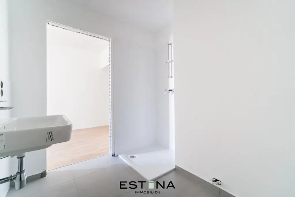 Single Erstbezugswohnung im Altbau - Nähe U4 Station Unter Sankt Veit