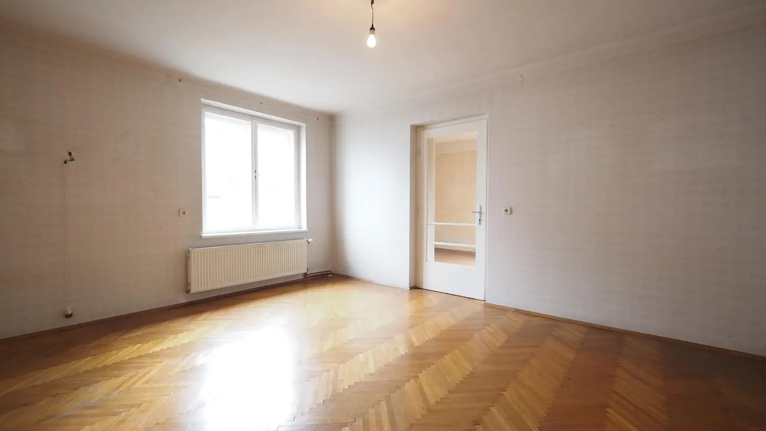 Rarität am Hasnerplatz - Einfamilienhaus zum Sanieren!