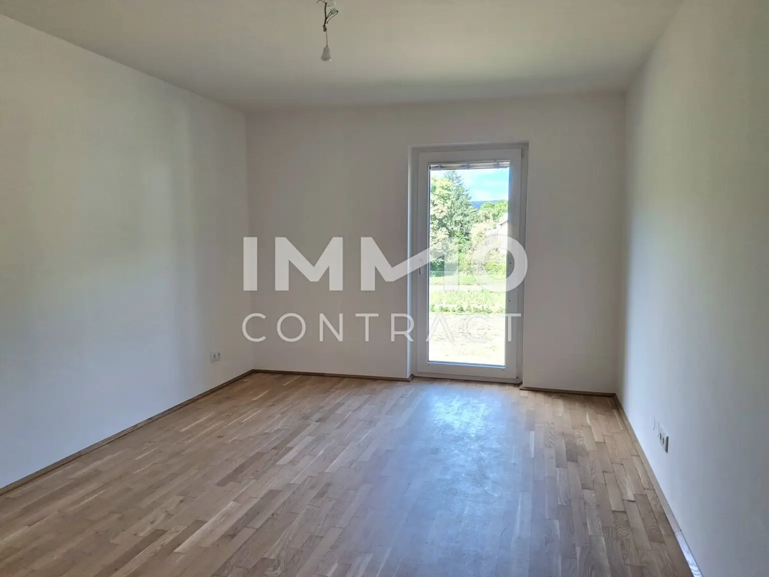 Helle 2-Zimmer-Wohnung im grünen Paradies, ERSTBEZUG!