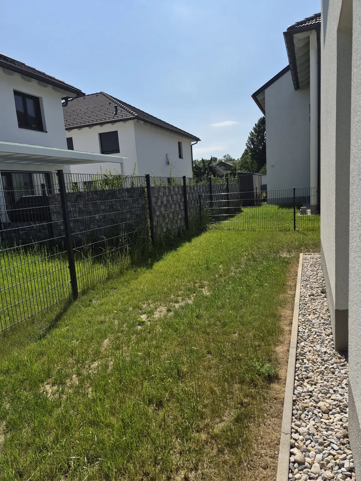 Neubau - Tolle Doppelhaushälfte belagsfertig - Neufelder See schnell erreichbar!