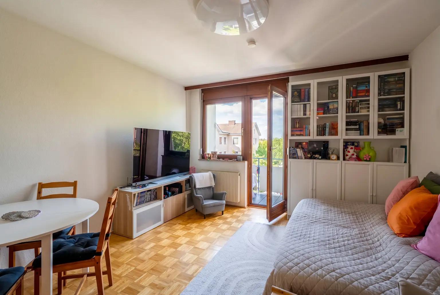 ** Gepflegte 2 Zimmerwohnung Mietwohnung im Grünen ! **