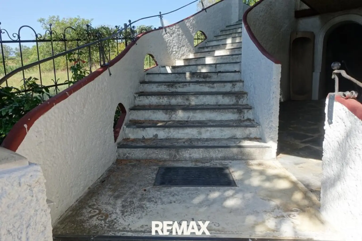 Treppe zum Wohnbereich
