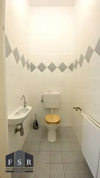 Wunderbare Altbau Wohnung in schöner Lage des 5. Bezirks + Allgemeingarten