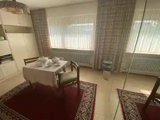 Zimmer 1 UG