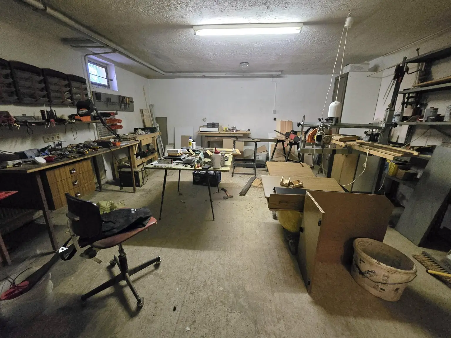 "Einfamilienhaus mit Potenzial und großem Garten – Theresienfeld "