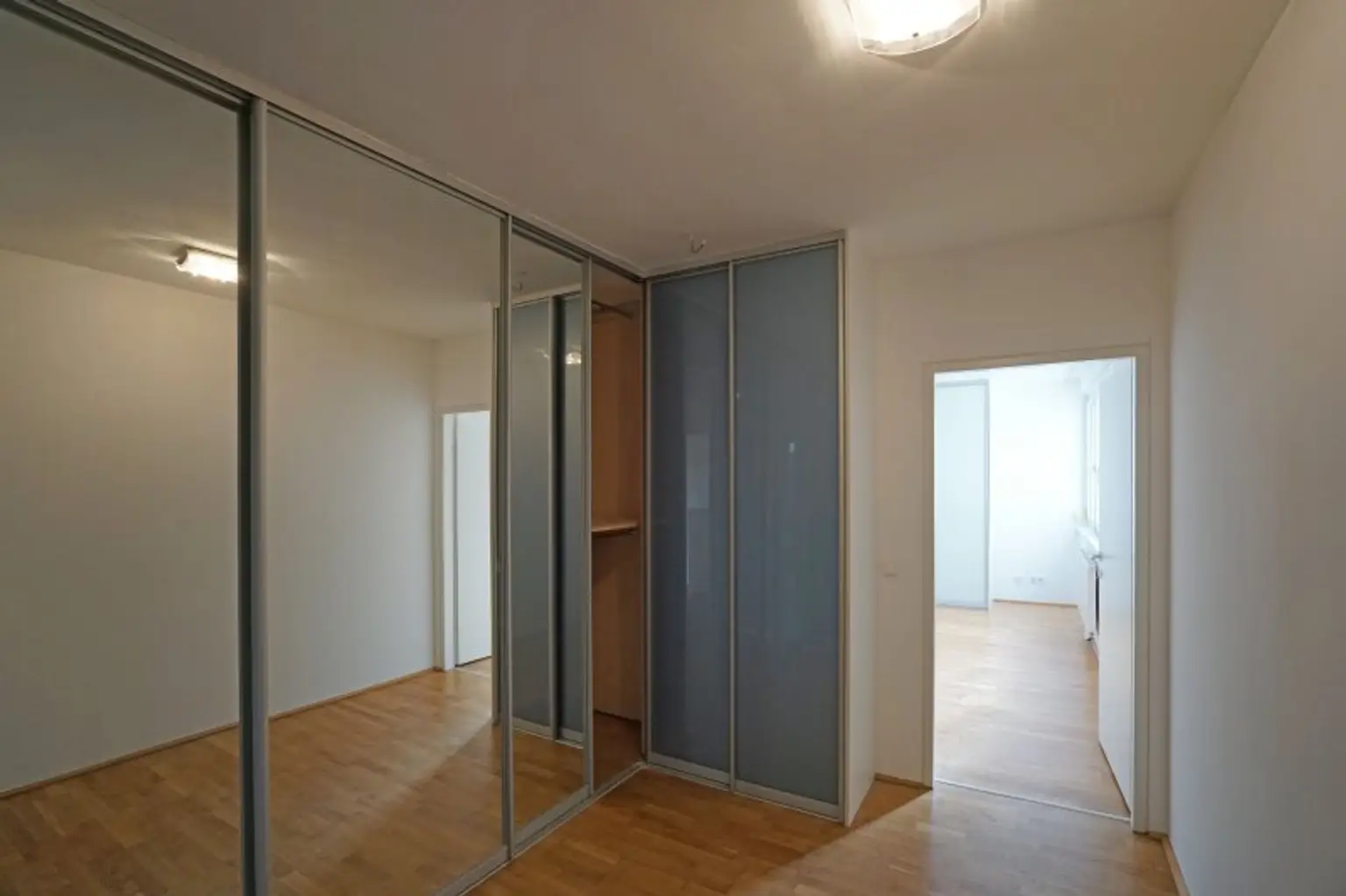 Exklusive Garten-Wohnung in ruhiger Grünlage am Loudon'schen Wald