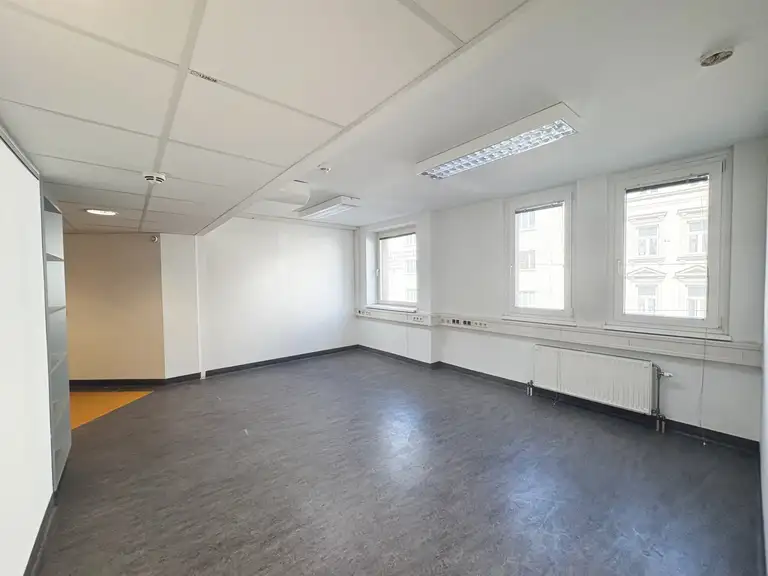 Büro 1