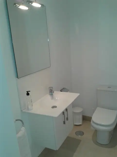 Apartment 11J-Magnolia Golf Resort-Guest Toilet