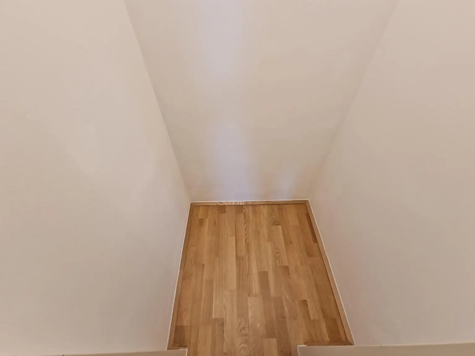 POTTENDORF: Super-schicke Neubauwohnung mit Balkon - 2021 neu saniert