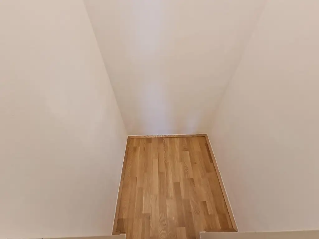 POTTENDORF: Super-schicke Neubauwohnung mit Balkon - 2021 neu saniert
