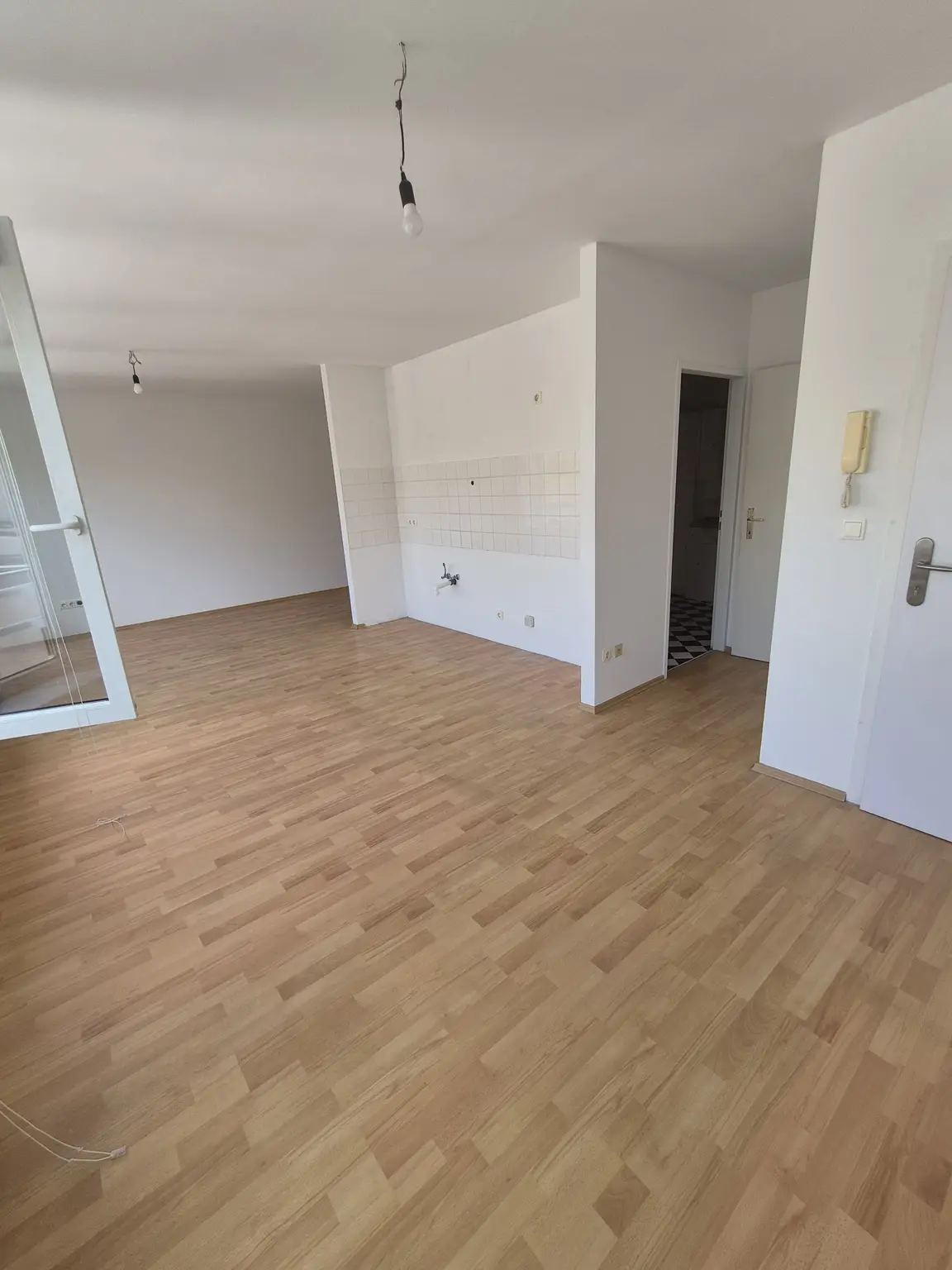 Ca. 68,40 m² Terrassenwohnung mit 24,70 m² südostseitiger Terrasse